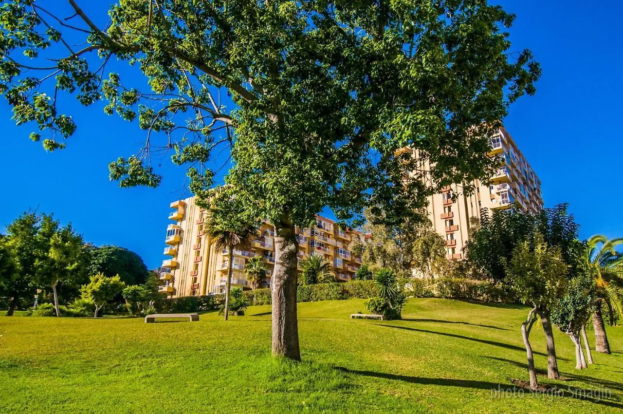 アパート 340 Estudio En Minerva Apartamentos - Piscina Todo El Ano -Excelente Wifi ベナルマデナ